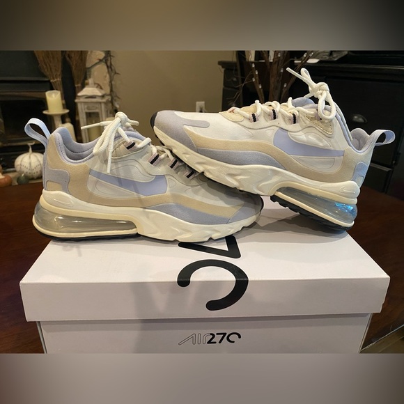 Air Max 270 React. Color white/ghost-fossil-sail/Black. Size 5.5 - Picture 5 of 9